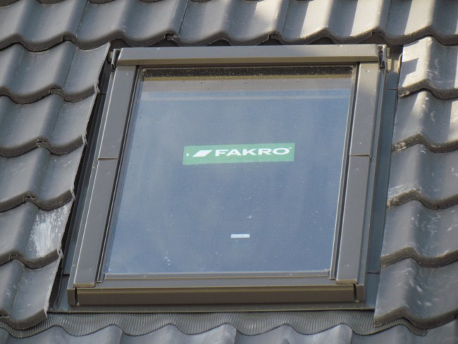 Okno dachowe grafitowe