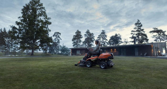 Rider – łatwy sposób na koszenie trawnika o dużej powierzchni